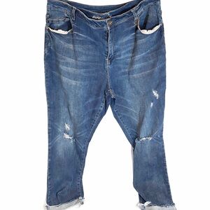 Almost Famous Distressed Boyfriend Jeans | Medium Wash | Cuffed Hem Size 22